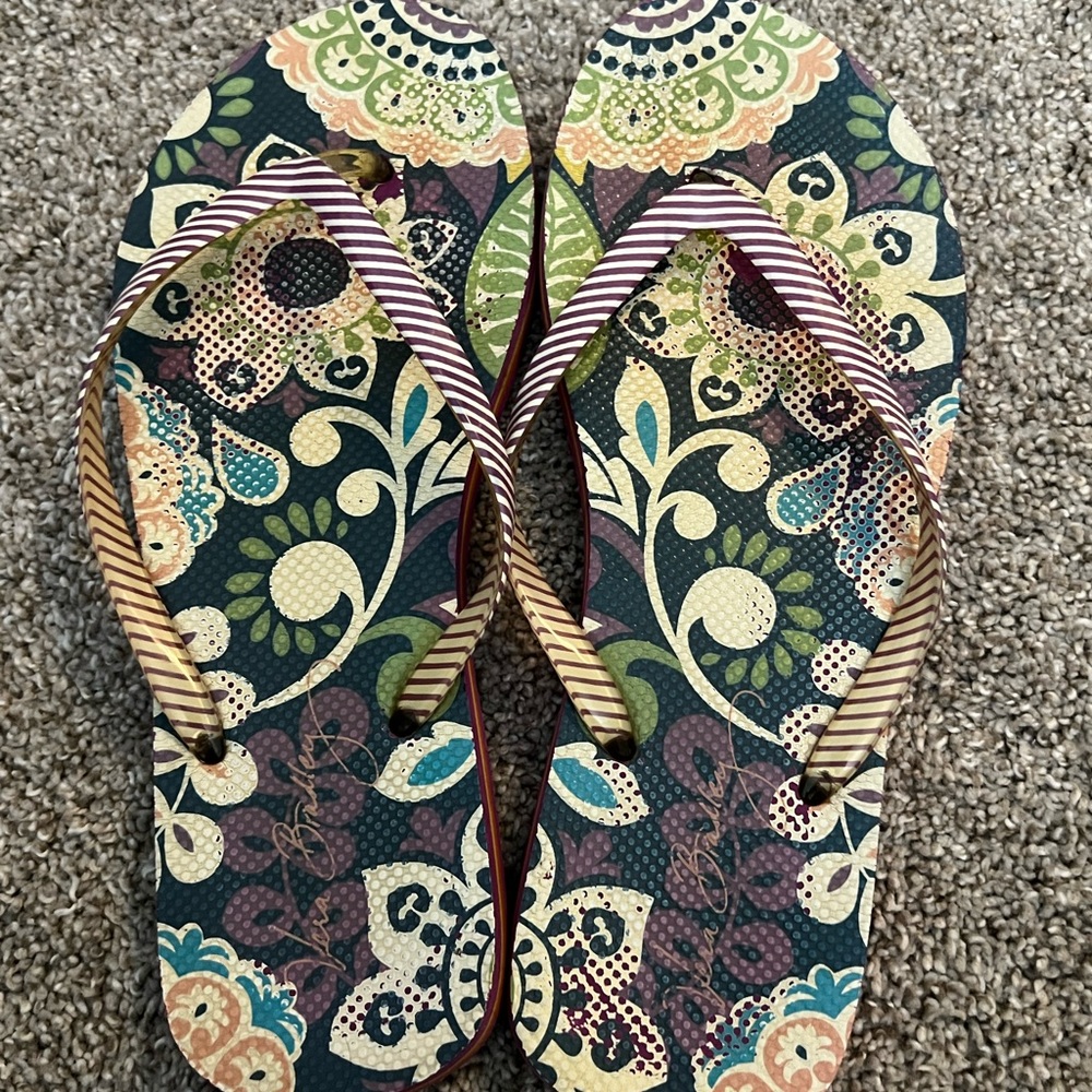 Vera Bradley flip flops